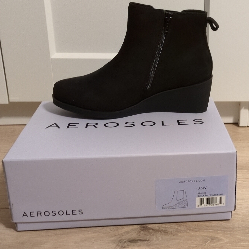Aerosoles Black Ankle Boots